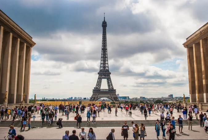 Top  Impressive Paris Travel Attractions For First-Time Visitors